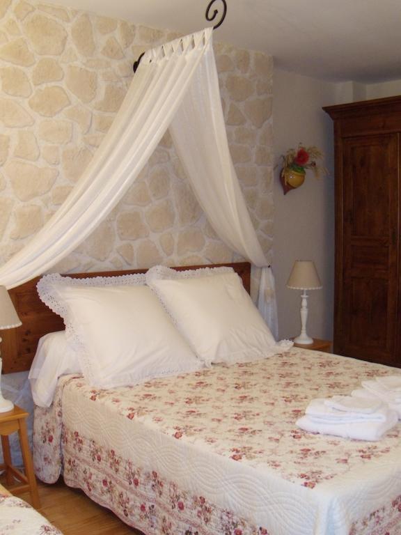 Maison D'Hotes Las Baillargues De Haut Mouchan Zimmer foto
